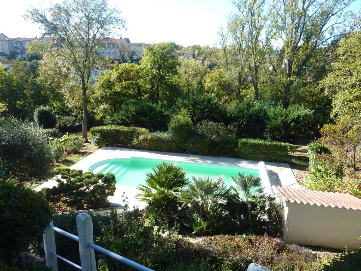 Beaux Chenes Bed & Breakfast Nérac Екстериор снимка