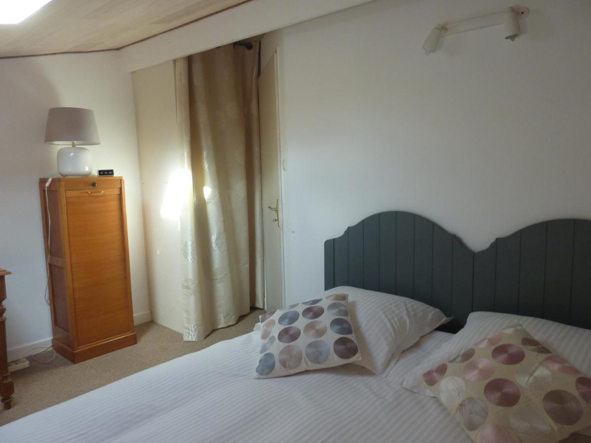 Beaux Chenes Bed & Breakfast Nérac Екстериор снимка