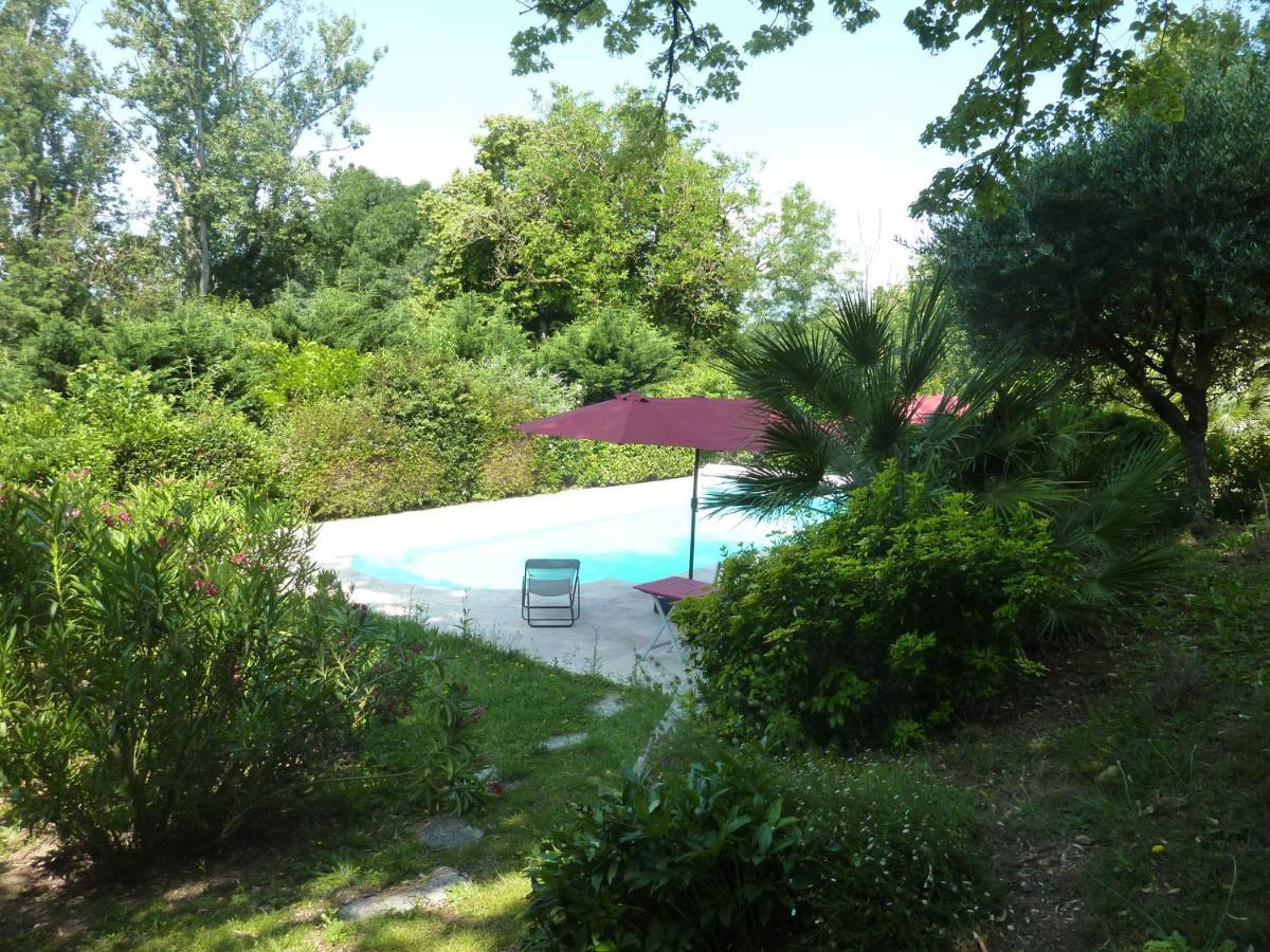 Beaux Chenes Bed & Breakfast Nérac Екстериор снимка